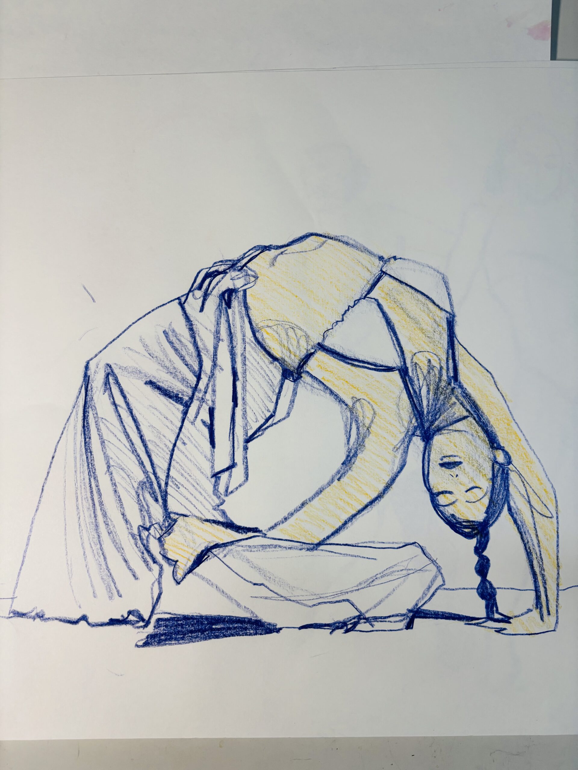 Creative self expression: Laura Volpintesta fashion drawing exercises zoom session- Dramatic back-end pose fashion illustration study by laura volpintesta with Prismacolor Premier colored pencils